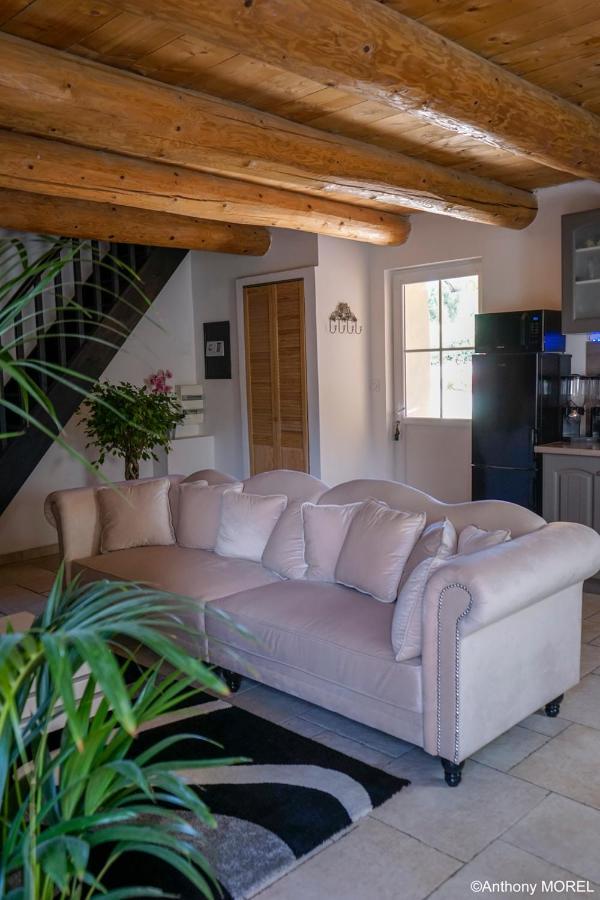 Desir'Oom Bed & Breakfast Cabannes Bagian luar foto